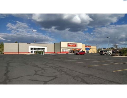 Photo of 1450 S Grand Ave, Pullman, WA 99163 (MLS # 291136)