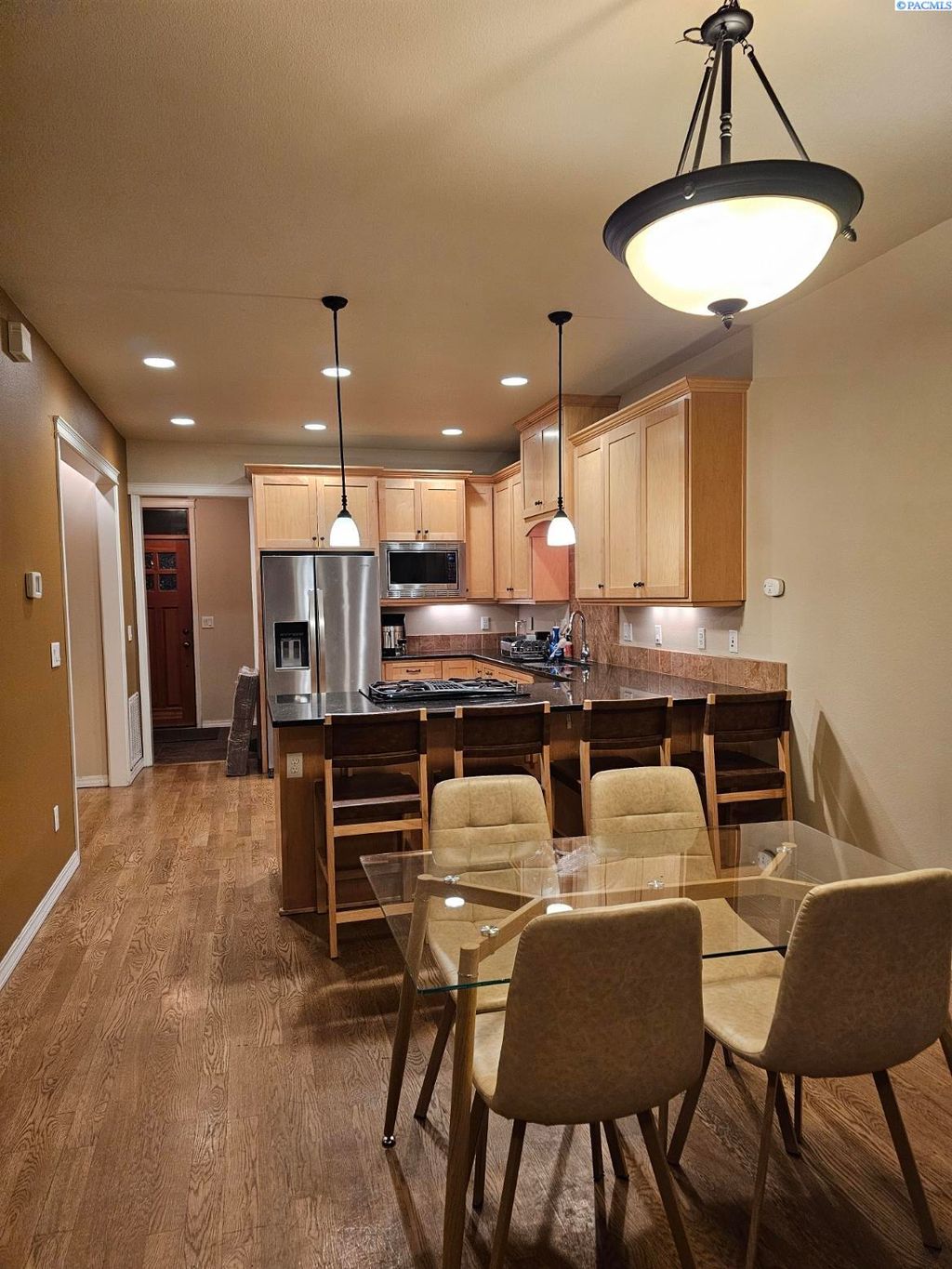 Photo of 715 NE Oak Street Unit B St, Pullman, WA 99163 (MLS # 289755)