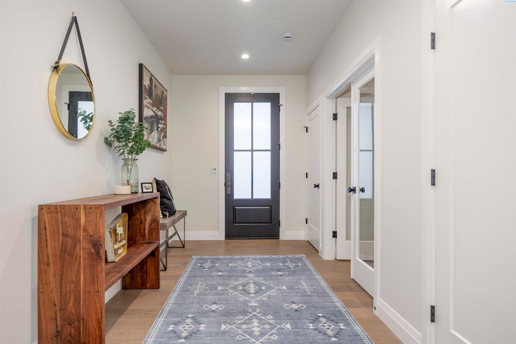 Photo of 6501 Lazy B Drive, Pasco, WA 99301 (MLS # 289525)