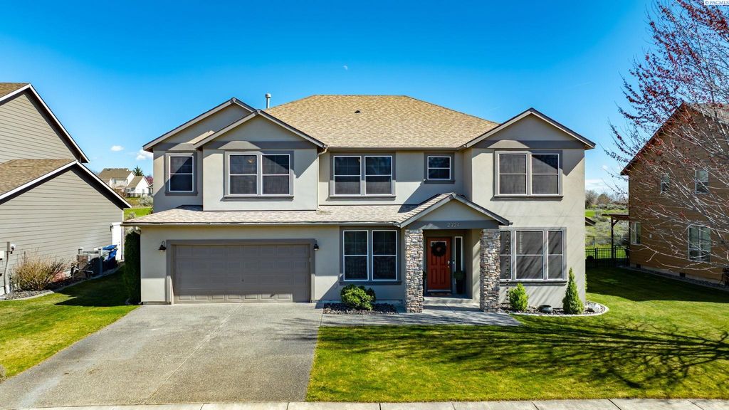 Photo of 2924 Redrock Ridge Loop, Richland, WA 99354 (MLS # 291599)