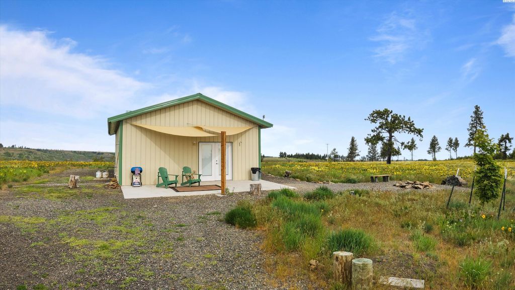 Photo of 580 Reservoir Ln, Pomeroy, WA 99347 (MLS # 284994)