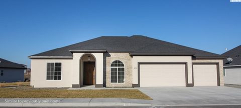 Photo of 65654 W 654 Pr Nw, Benton City, WA 99320 (MLS # 289971)