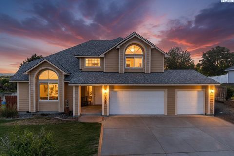 Photo of 2792 Katie Rd, Kennewick, WA 99338 (MLS # 294460)
