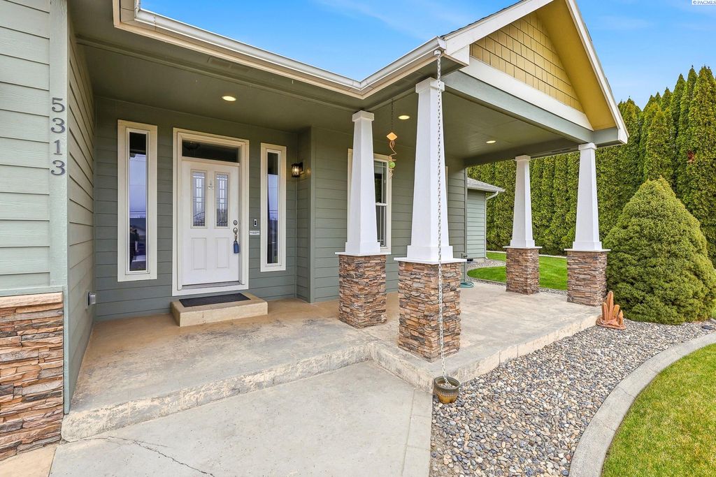 Photo of 5313 W Wernett Rd, Pasco, WA 99301 (MLS # 291163)