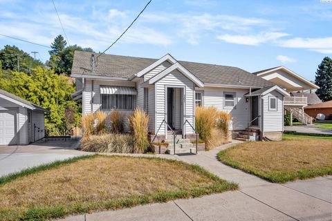 Photo of 201 E Cooper St, Colfax, WA 99111 (MLS # 287710)
