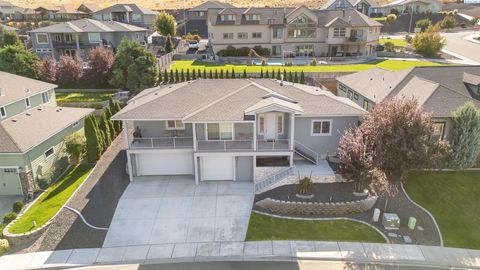 Photo of 2317 W 50th Ave, Kennewick, WA 99337 (MLS # 288223)