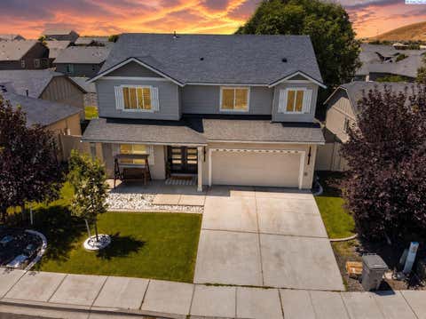 Photo of 662 Marysville Way, Richland, WA 99352 (MLS # 294414)