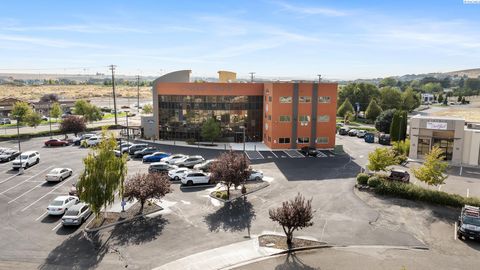 Photo of 4309 W 27th Place - Ste 201 Pl #102, Kennewick, WA 99338 (MLS # 289333)