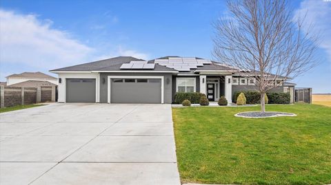 Photo of 11213 Mathews Rd, Pasco, WA 99301 (MLS # 289916)