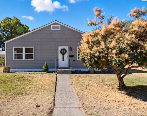 Photo of 1603 Mahan Ave, Richland, WA 99354 (MLS # 289830)