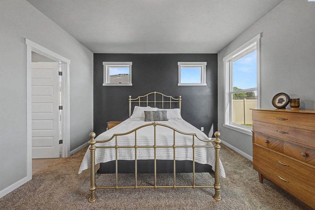 Photo of 738 NE I St, Walla Walla, WA 98848 (MLS # 292861)