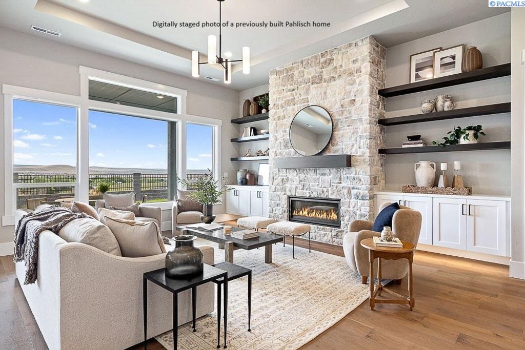 Photo of 317 Ascend Avenue, Richland, WA 99352 (MLS # 290360)