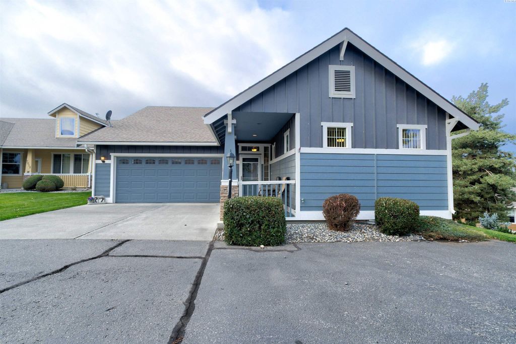 Photo of 7616 W 21st Ave, Kennewick, WA 99338 (MLS # 290335)