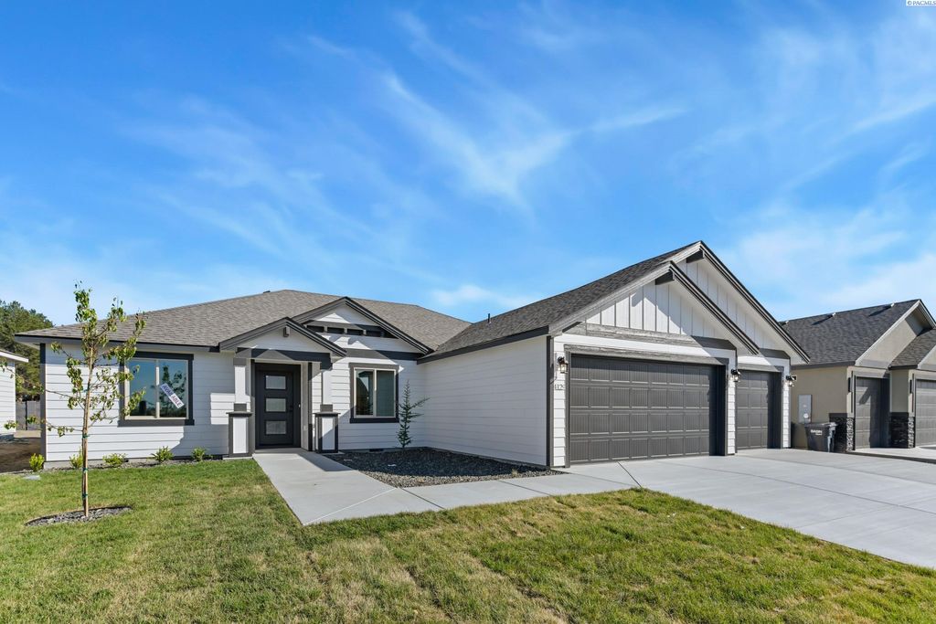 Photo of 4129 Road 104, Pasco, WA 99301 (MLS # 292706)