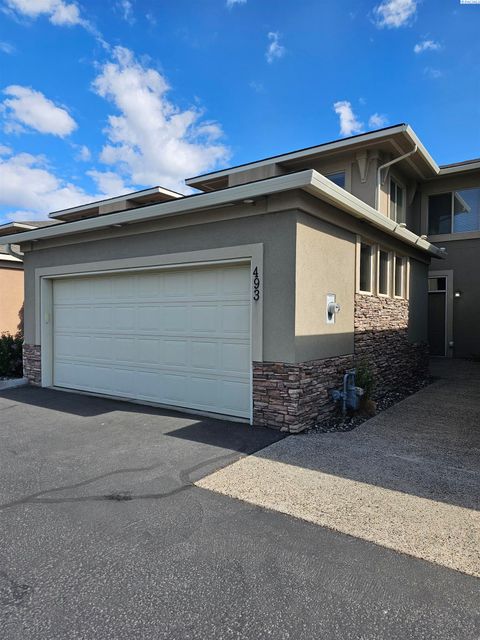 Photo of 493 Columbia Point Drive, Richland, WA 99352 (MLS # 293198)