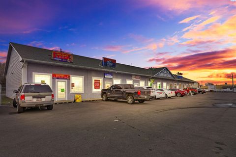 Photo of 841 W 1st Ave, Toppenish, WA 98948 (MLS # 290937)