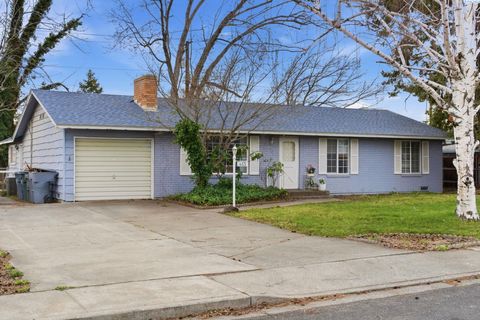 Photo of 613 Fuller St, Richland, WA 99352 (MLS # 291186)