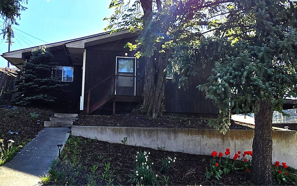 Photo of 210 N Bridge St, Palouse, WA 99161 (MLS # 292648)