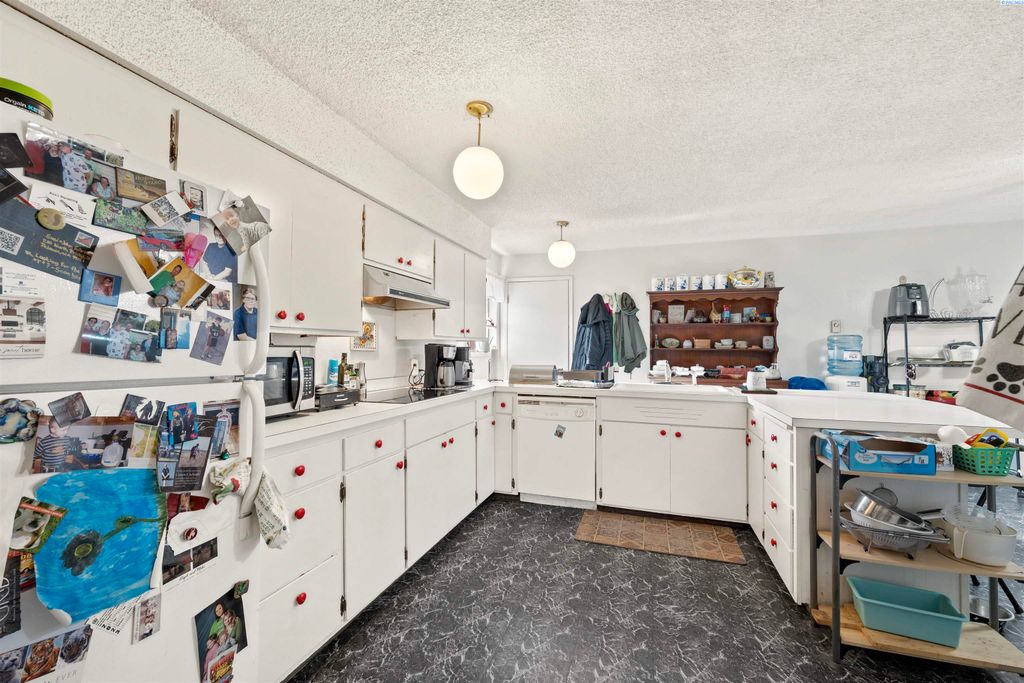 Photo of 210 N Bridge St, Palouse, WA 99161 (MLS # 292648)
