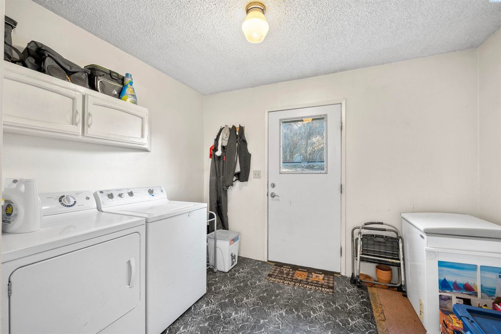 Photo of 210 N Bridge St, Palouse, WA 99161 (MLS # 292648)