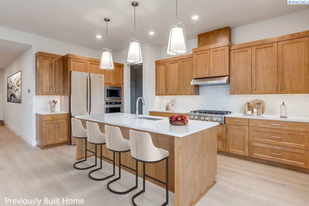 Photo of 5619 Flathead Ave, Pasco, WA 99301 (MLS # 290528)