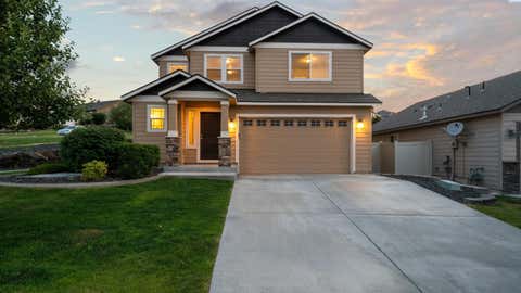 Photo of 1455 Azalea Ave, Richland, WA 99352 (MLS # 294160)
