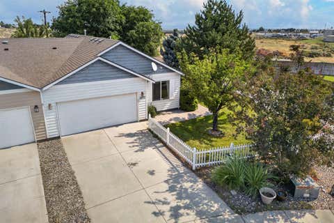 Photo of 2693 Jason Loop, Richland, WA 99352 (MLS # 295167)