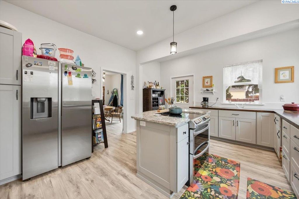 Photo of 515 N 3rd Street, Dayton, WA 99328 (MLS # 287002)