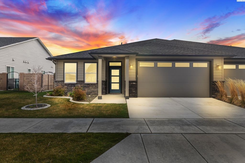 Photo of 2606 Sunray Ave, Richland, WA 99352 (MLS # 288199)