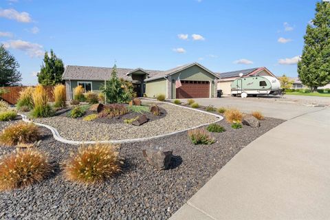 Photo of 5705 Aspen Drive, West Richland, WA 99353 (MLS # 287737)