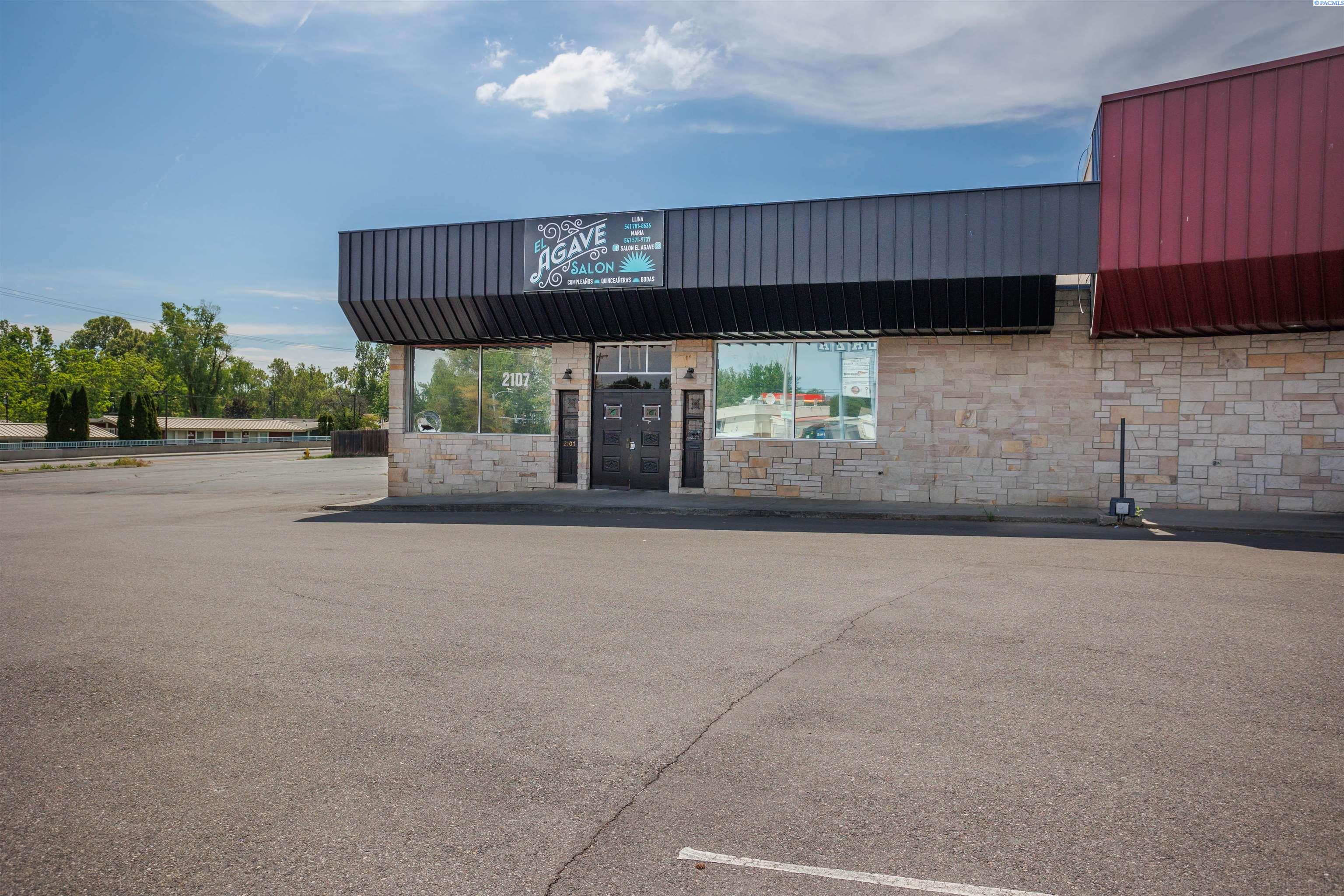 Photo 1 of 4 — 2107 W 4th Ave, Kennewick, WA 99336