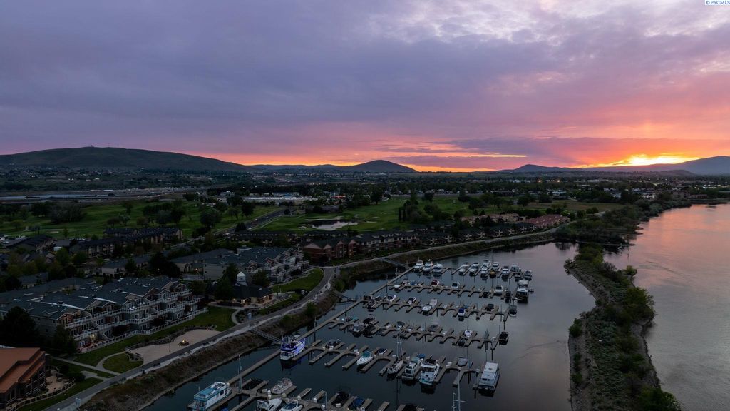 Photo of 386 Columbia Point Drive #305, Richland, WA 99352 (MLS # 292608)