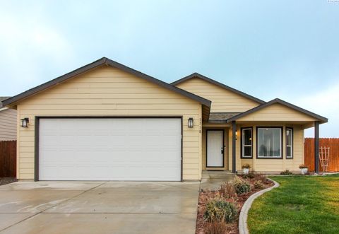 Photo of 5518 Hayes Lane, Pasco, WA 99301 (MLS # 290399)