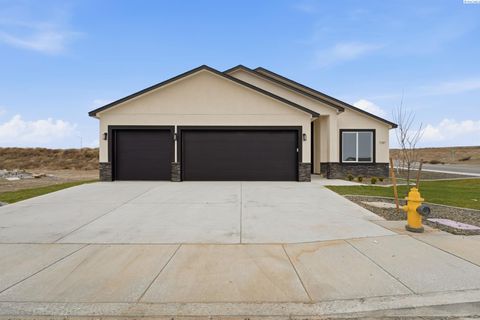 Photo of 7287 W 30th Ave, Kennewick, WA 99338 (MLS # 288915)