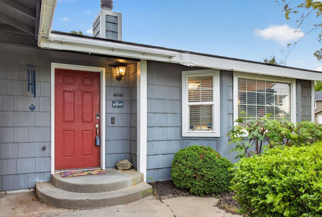 Photo of 507 N Quebec, Kennewick, WA 99336 (MLS # 292329)