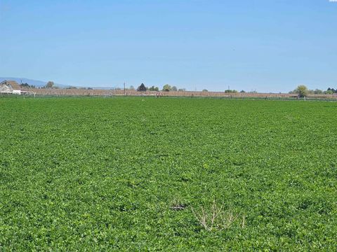 Photo of NKA Green Valley Road, Sunnyside, WA 98944 (MLS # 290724)