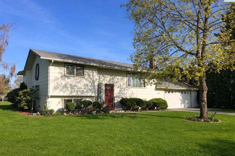Photo of 617 N Rd 46, Pasco, WA 99301 (MLS # 291993)