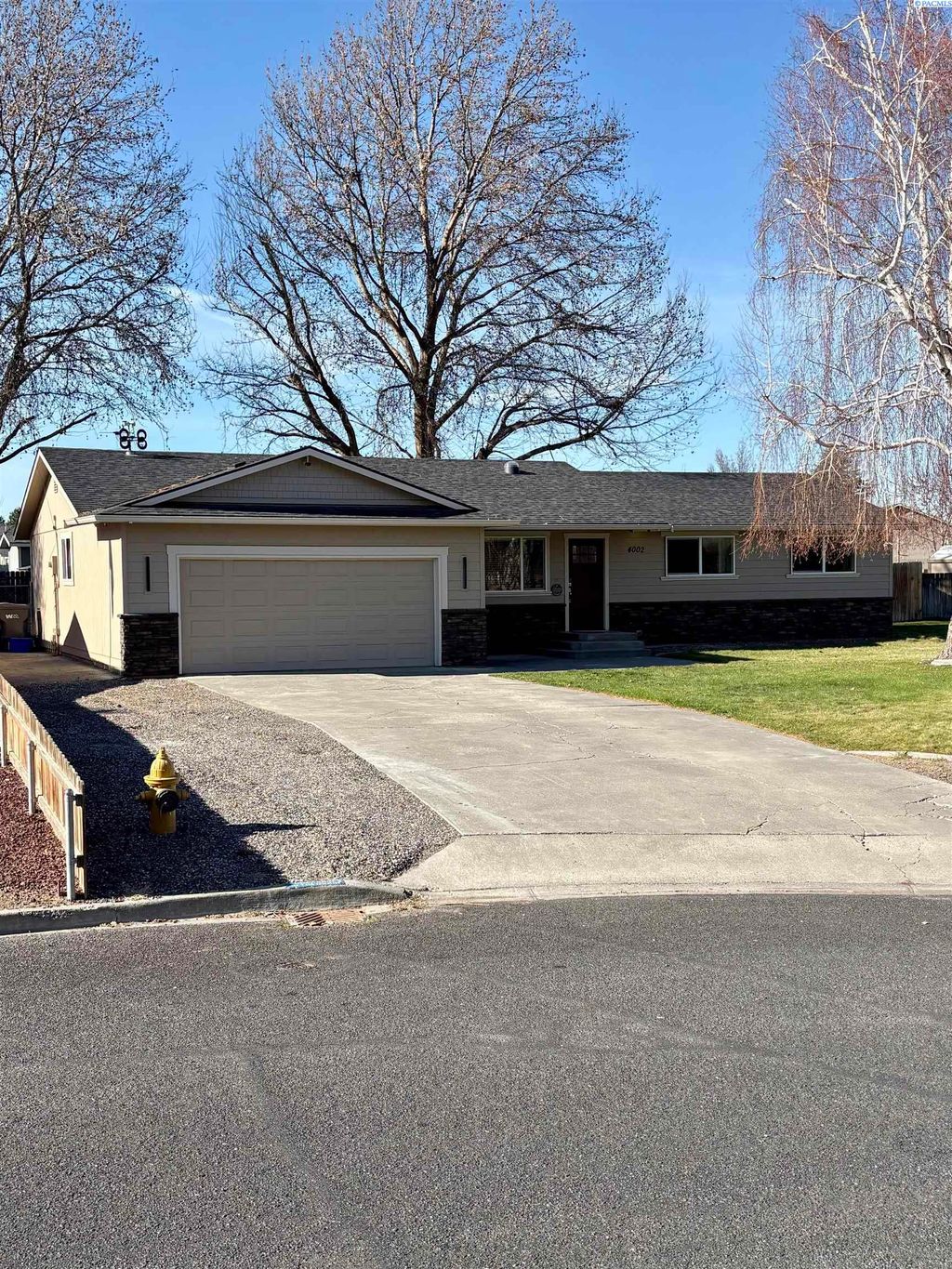 Photo of 4002 S Jean St, Kennewick, WA 99337 (MLS # 290460)