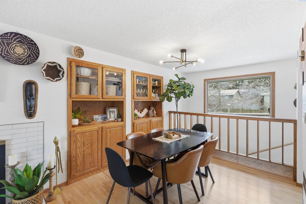 Photo of 1835 NW Turner Dr, Pullman, WA 99163 (MLS # 289343)