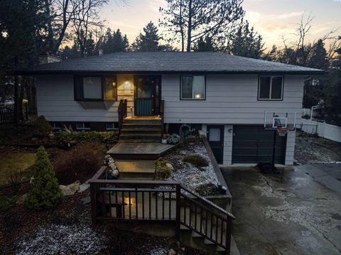 Photo of 1835 NW Turner Dr, Pullman, WA 99163 (MLS # 289343)