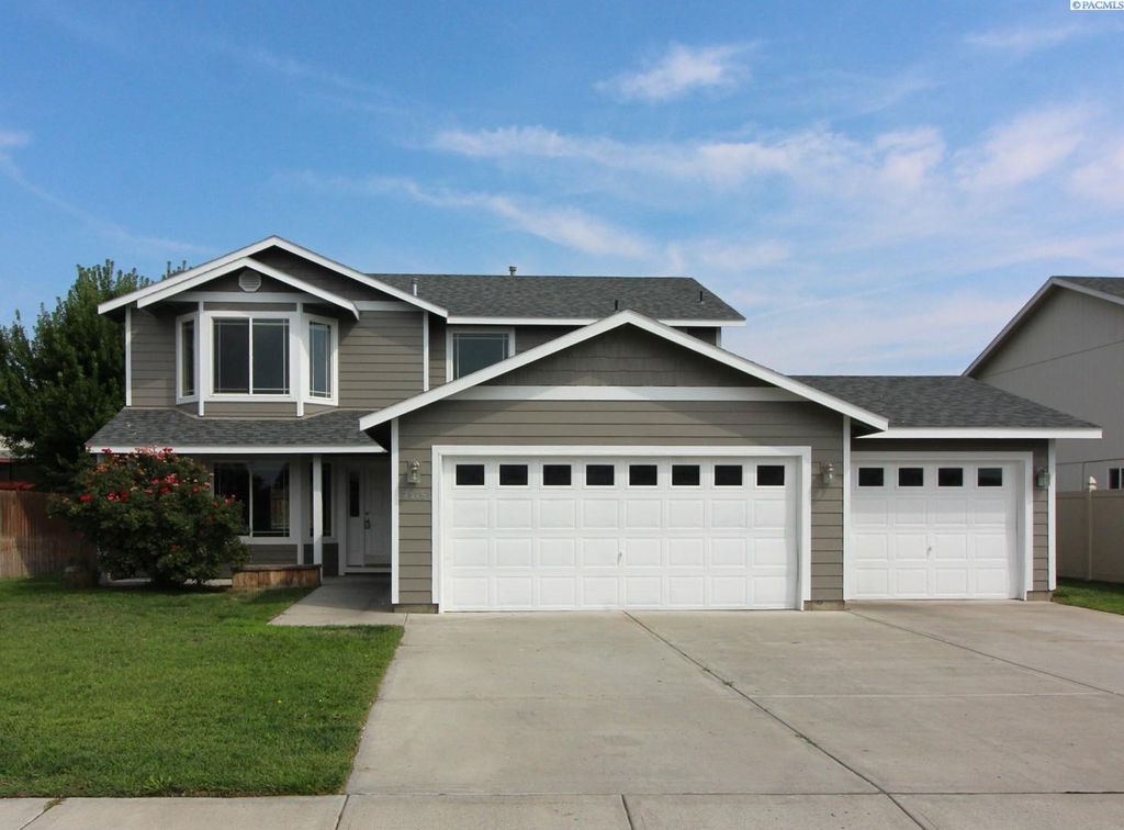 Photo of 4515 Campolina Lane, Pasco, WA 99301 (MLS # 287546)