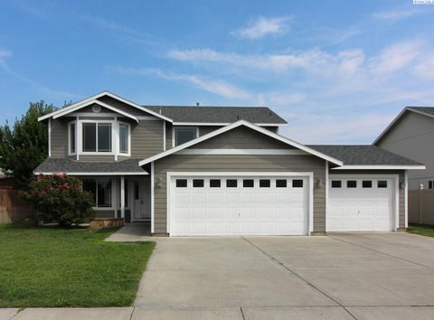 Photo of 4515 Campolina Lane, Pasco, WA 99301 (MLS # 287546)