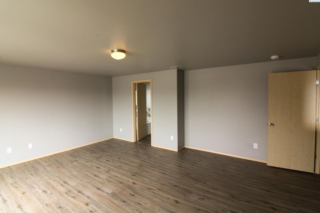Photo of 4515 Campolina Lane, Pasco, WA 99301 (MLS # 287546)