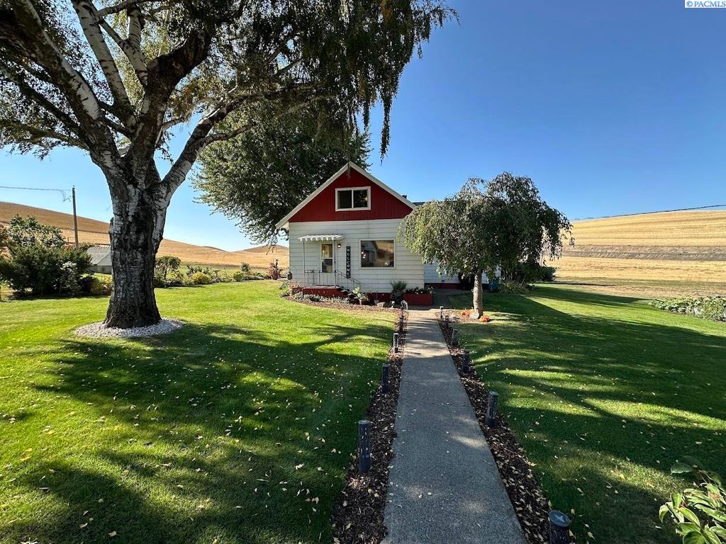 Photo of 6851 Mulkey Rd, St. John, WA 99171 (MLS # 288101)