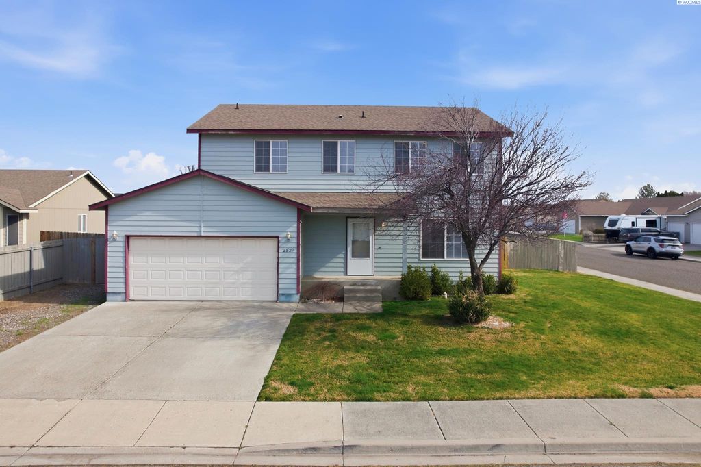 Photo of 2827 S Underwood St, Kennewick, WA 99338 (MLS # 290833)