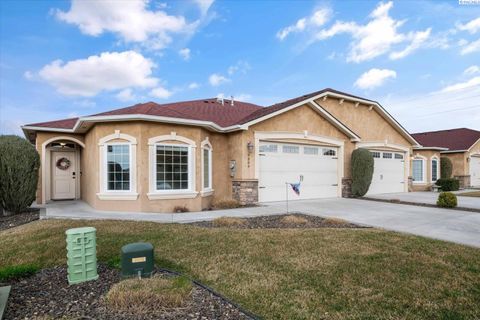 Photo of 9309 Majestia Ln, Pasco, WA 99301 (MLS # 291304)