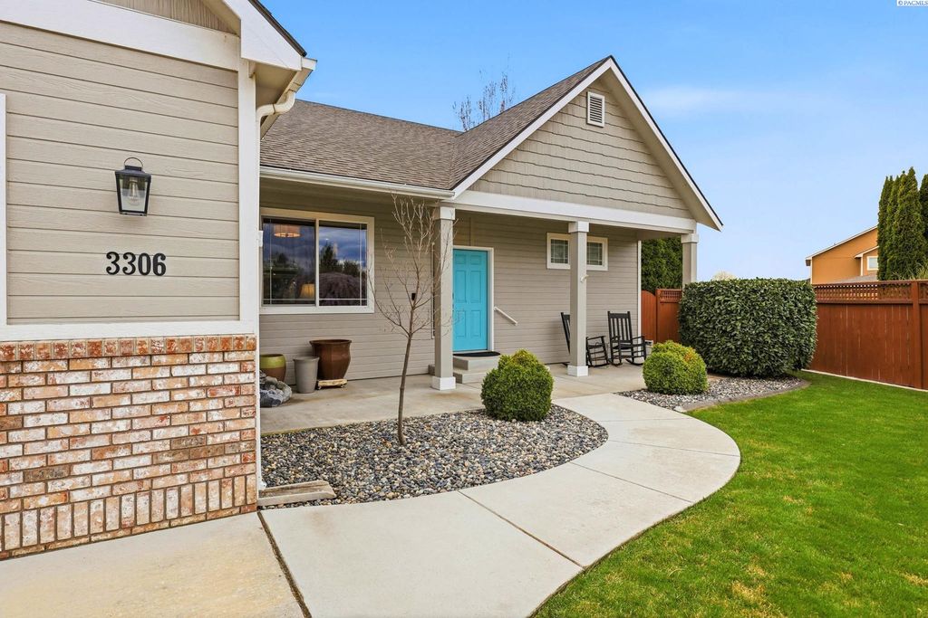 Photo of 3306 Turquoise Ct, Pasco, WA 99301 (MLS # 291609)