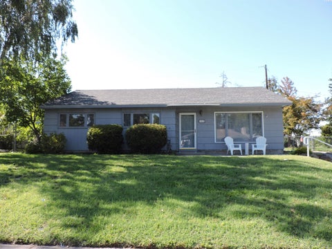 Photo of 1515 Cottonwood Drive, Richland, WA 99354 (MLS # 295136)