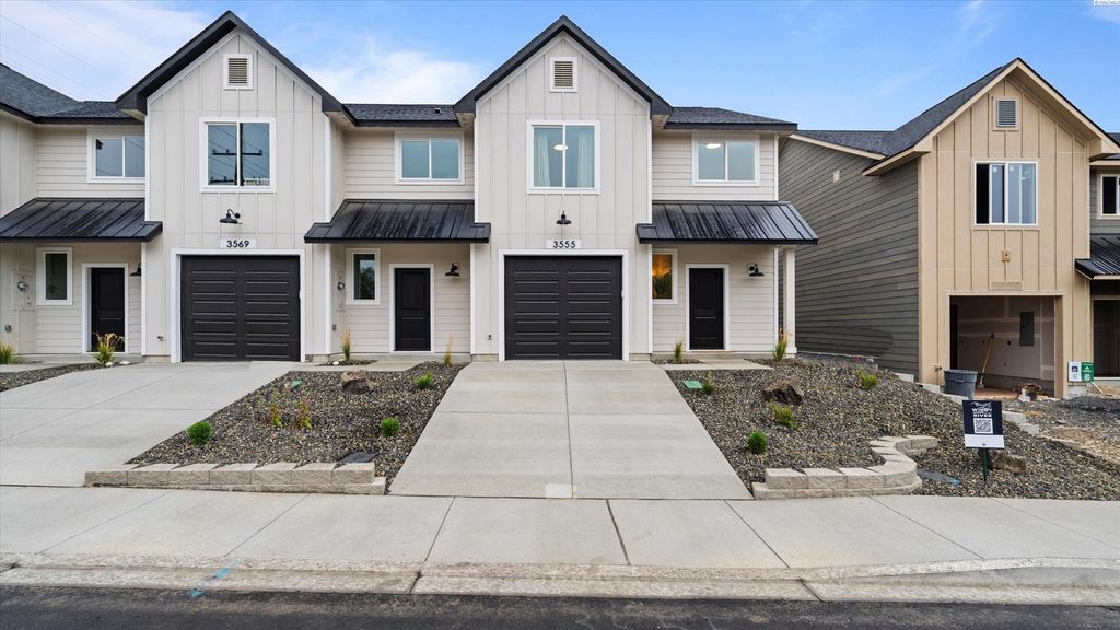 Photo of 3569 W 6th Place, Kennewick, WA 99336 (MLS # 289048)