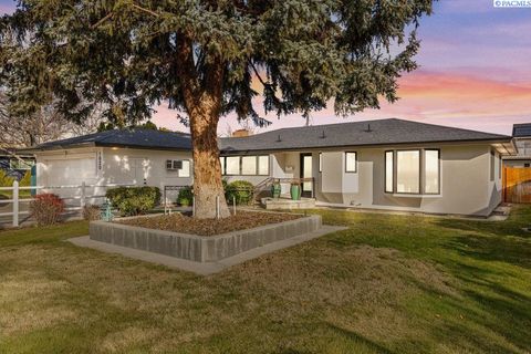 Photo of 1620 Goethals Dr, Richland, WA 99352 (MLS # 289560)